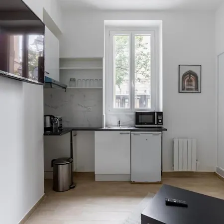 Lejlighed Montbrun/alesia Ii : Cosy 2p